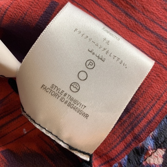 Bcbgmaxaroa keyhole 100% silk dress multi bright colors size Small - Picture 12 of 17